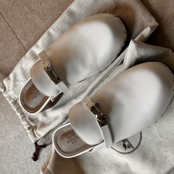 Hermes Carlotta Mules size 39 - Picture 2 of 7